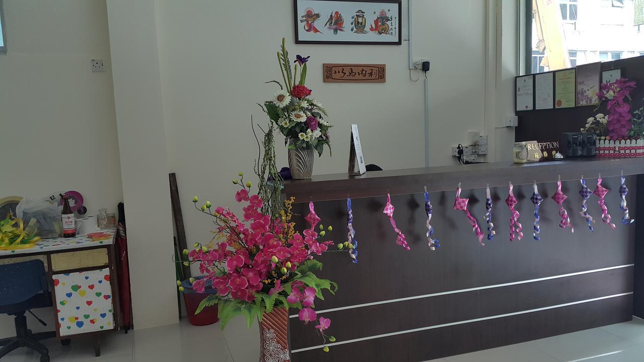 Mandarin Hotel Kuching Extérieur photo